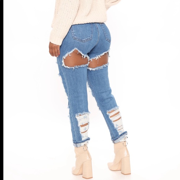 Fashion Nova blue jeans - Picture 2 of 3